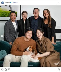 MVP獲得の大谷翔平選手、デコピンにキスも...「左手」に注目　「背中に添えられた手が」「尊いどころの騒ぎでは」