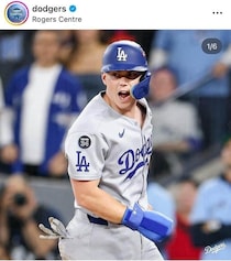 ドジャースのウィル・スミス、黒ミニドレスの美人妻と...フォーマルなコーデ夫婦2ショ　MLBアワードで