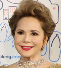 デヴィ夫人、悪化の日中関係に言及　「一丸となって戦いましょう」「活路を見出す知恵を」