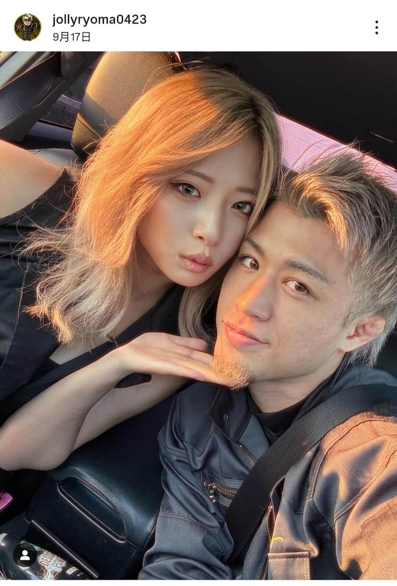 清水ゆりさん（左）とジョリーさん。ジョリーさんのインスタグラム（＠jollyryoma0423）より