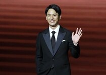 妻夫木聡「オレンジデイズから21年」同じドラマロケ地へ　若き日もカッコよすぎ...「素敵な年齢の重ね方」