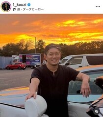 総合格闘家・皇治、「ゴリラ化」ムキムキ二の腕の筋肉に惚れぼれ　「すごい腕ですね」「カッコいい」