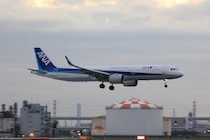 ANA便欠航以外にも要警戒...太陽フレア活発化で天文マニア・柳澤秀夫氏が警告