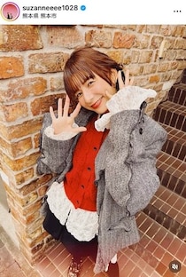 スザンヌ「ミニ丈のパンツはタイツが味方」　大人カワイイ秋冬コーデ大反響「最高に可愛い！！」