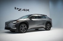 日本でEVはなかなか売れない　トヨタ、日産、海外メーカーを総点検、問題点を探ってみた