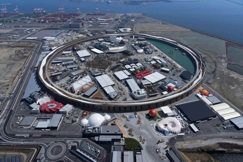 開幕直前、2025年3月撮影の万博会場。ついに大屋根リングの解体が始まった（写真：古城 渡/アフロ）