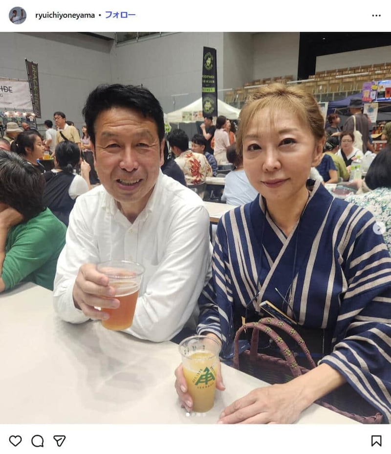 米山隆一さんと室井佑月さん夫妻。米山さんのインスタグラム(@ryuichiyoneyama)より