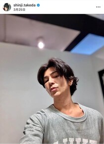 武田真治、誕生日を報告...引き締まったバキバキ上半身ショットと　「凄い体！」「53歳には見えない」