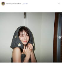 「別人みたいになってない？」浜辺美波（25）の姿に心配の声　「痩せました？」「心配になります」