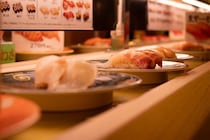 回転寿司大手3社に静かな苦境...売上増だが、利益は伸び悩み　差別化＆エンタメ要素で集客強化