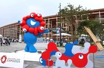 万博・ポルトガル館に突如現れた大きな「桃」　実は「桃太郎へのオマージュ」の意味も...館長が明かすオブジェの正体