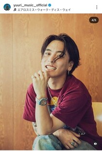 優里、タンクトップからのぞくタトゥー...増えた？　「カッコよすぎ」「もうそんなもんにしといて」