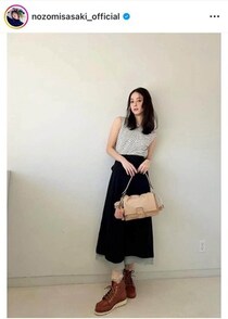 佐々木希「焼肉とお米って...ほんと幸せ」超にっこり笑顔に　親友の女優との2ショ「お二人可愛すぎ」