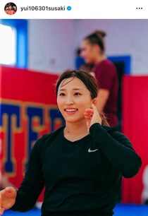 女子レスリング須崎優衣、かわいすぎプラベショット...バキバキ腹筋が濡れたTシャツから隠しきれず