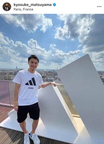 国際結婚のフェンシング松山恭助、25歳の美人妻と結婚指輪見せラブラブ2ショ　高級車とともに