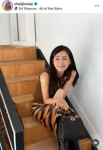 「冬ソナ」チェ・ジウ50歳、きらびやかロングドレスで神スタイル　「変わらずお綺麗」圧倒的な美しさ