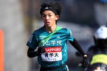 大学駅伝3冠の早大OB、青学主将の「ガッツポーズ」批判に持論　「個人的には全く問題ない」...賛否両論