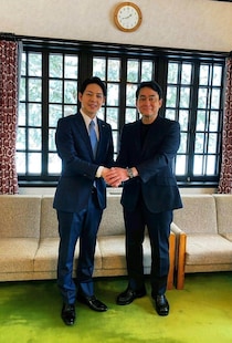 登山家・野口健さん、「釧路のメガソーラー」めぐり鈴木直道知事と意見交換　「踏み込んだやり取り」も