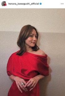 川口春奈、花柄ベアトップのドレスで...異次元の美貌にドキっ　「綺麗過ぎ！！！」「世界一可愛い過ぎる」