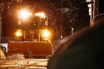 「除雪車の騒音が睡眠を妨げる」苦情投稿が大波紋　実際の件数は？自治体や除雪会社に聞いてみた