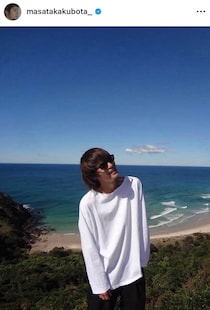 窪田正孝、白タンクトップ×デニムのコーデでも圧倒的存在感　「オーラが凄い」「ミステリアスでかっこいい」