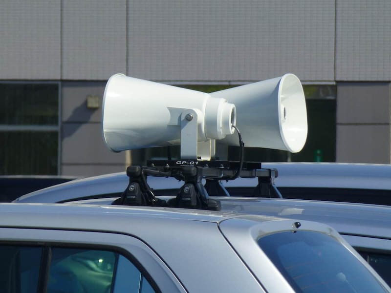 試験会場近くでの街宣は受験生に悪影響だ（写真はイメージ）