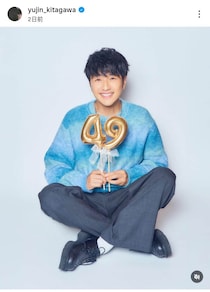 「ゆず」北川悠仁、49歳に見えない？！...誕生日報告に騒然　「若くてかわいい」「なんてイケメン」