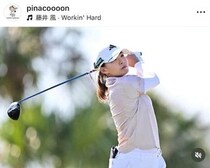 女子ゴルフの渋野日向子、髪おろして＆メガネあわせて「激カワ」プラべショット　ウェア姿と雰囲気変わって