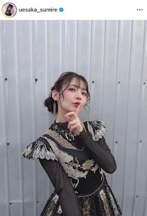 人気声優・上坂すみれ、制服風ミニスカコーデで「激カワ」ドキっ　「かわいさが溢れてる」「ビジュ良すぎる」