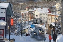 「雪の中にゴミが」山形・蔵王で観光協会が注意喚起　埋まったコーヒー缶発見で...不法投棄以外にも問題が