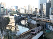 聖橋は「御茶ノ水のウィーン」？　実は「ウィーンの御茶ノ水」も...オーストリア大使館の比較投稿に驚嘆の声