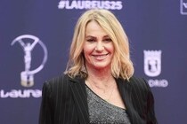 ナディア・コマネチ64歳、久々レオタード姿に世界が喝采　「WONDERFUL！」10万超いいねで話題沸騰