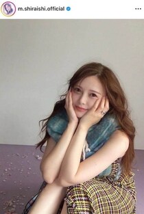 白石麻衣、透明感エグい...どアップ「激カワ」ショットに反響　「綺麗過ぎて声も出ない」「美神ここに降臨！」