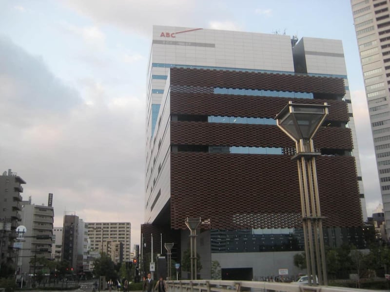 朝日放送テレビ