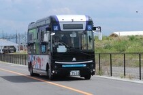 カーブでハンドル切れない、パーキングブレーキ利かない...万博で走っていたのは欠陥中国製EVバスだった