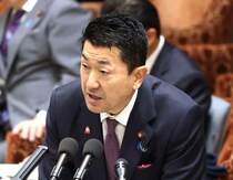 赤間防災相、高市氏ポスターで「ゴミ箱」自作→SNS騒然　「信じられない！」「なんで載せた」の声