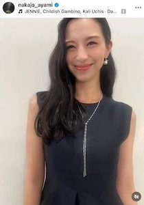 中条あやみ、布袋寅泰45周年ライブ満喫＆肩寄せ2ショット　ステキ笑顔でカワイイがダダ漏れ