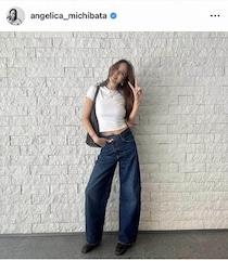 道端アンジェリカ、タイトな黒ドレスで色気ダダ漏れショット　「スタイル良すぎる」「神秘的～美女」