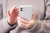 スマホの普及で現代人の脳は「ゴミ屋敷」！　76歳の元青春スターは、皿洗いで脳疲労をリフレッシュしている