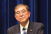 石破茂元首相、当選あいさつでハプニング　マイクぽんぽん...「どんどん可愛く」ネット笑い