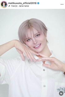 Matt、「全身ユニクロ」コーデ...脚ながっ神スタイルの衝撃　「ビジュも良すぎ」「スタイルいい～」