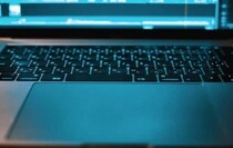 ロシアはじめアメリカの敵対勢力が接触していた？　エプスタイン文書に含まれていたトランプ大統領の名前