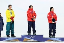 「どんだけ良い奴なんだよ」日の丸掲揚で脱帽、泣く選手いたわり...　男子ハーフパイプ・豪スコッティ選手に賞賛の声