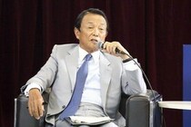 麻生太郎副総裁、自民・最年少当選で話題の26歳議員と...ニッコリ笑顔でご機嫌　「ビックリするくらいのええ笑顔」