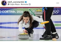 カーリング女子、美女揃いのイタリア代表が「超イケてる」 ファンの心を鷲づかみ...「最も話題を集める競技に」英メディア