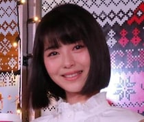 人気俳優、浜辺美波さんの理想の家族像は「読書家族」。「子どもにも本を読んでほしいなと」