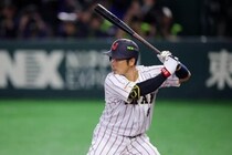 打撃不振の近藤健介、チェコ戦で出番なし...WBC決勝ラウンドで起用すべきかどうか　井端弘和監督の決断は