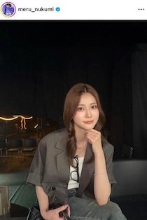 生見愛瑠、制服姿でかわいすぎ大絶賛の嵐...ヒロインつとめる映画オフショット　「超超超可愛い」「めるる神」