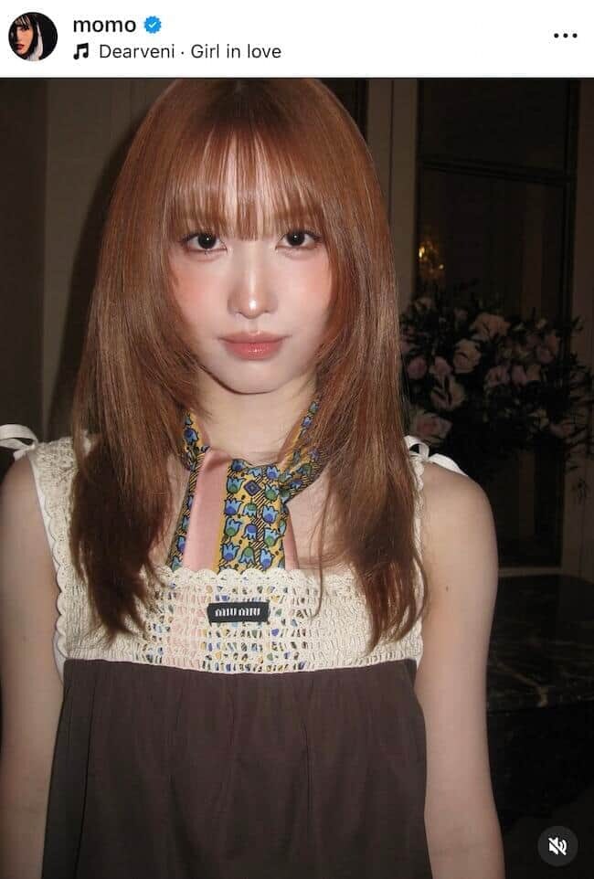 「TWICE」モモさんのインスタグラム(@momo)より