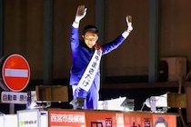 「候補者の名前も顔も出ないって...」　西宮市長選の新人候補ポスターを高市首相と吉村氏が「占領」結果は落選